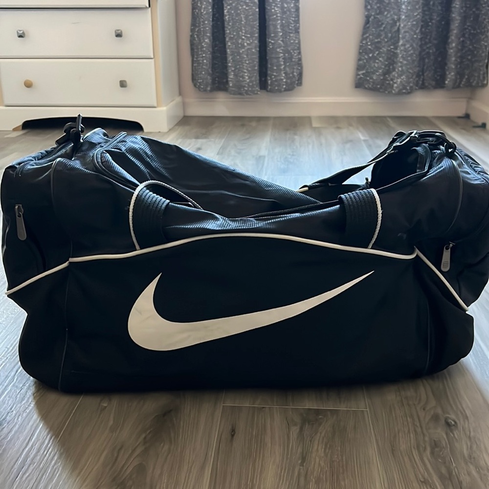 Large Nike Duffle Bag